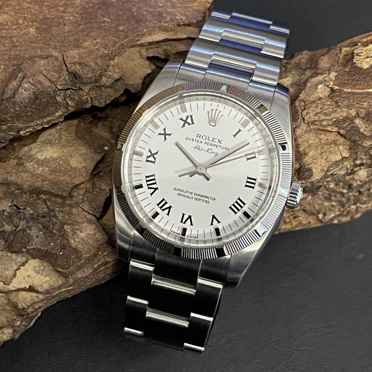 Top 10 Watches with Customizable Dials